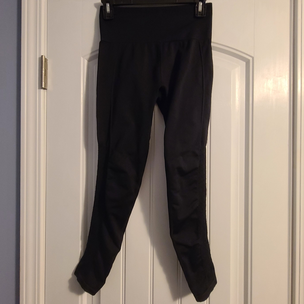 Fabletics Sync Seamless 7/8 Leggings